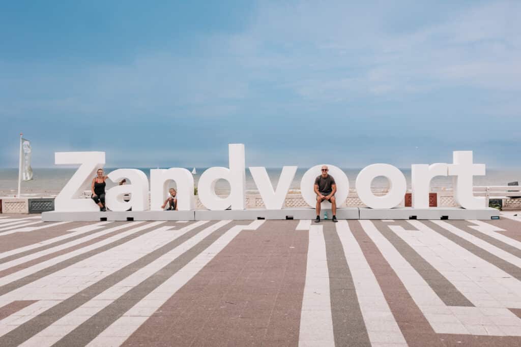 Zandvoort selfiespot op de boulevard