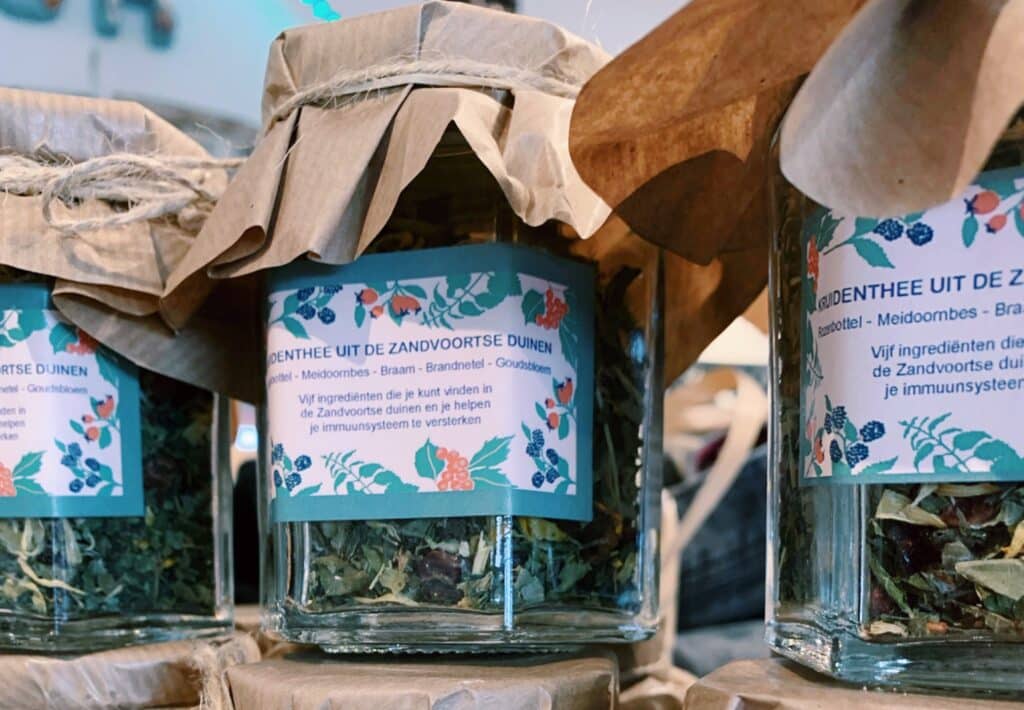 Kruidenthee uit de Zandvoortse duinen.