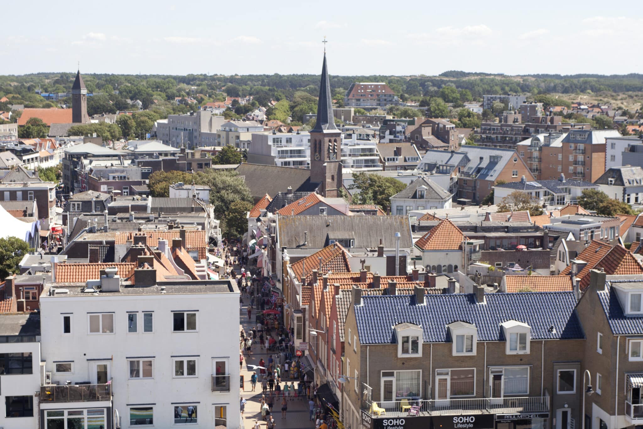 Overzichtsfoto - Drone van het dorp Zandvoort