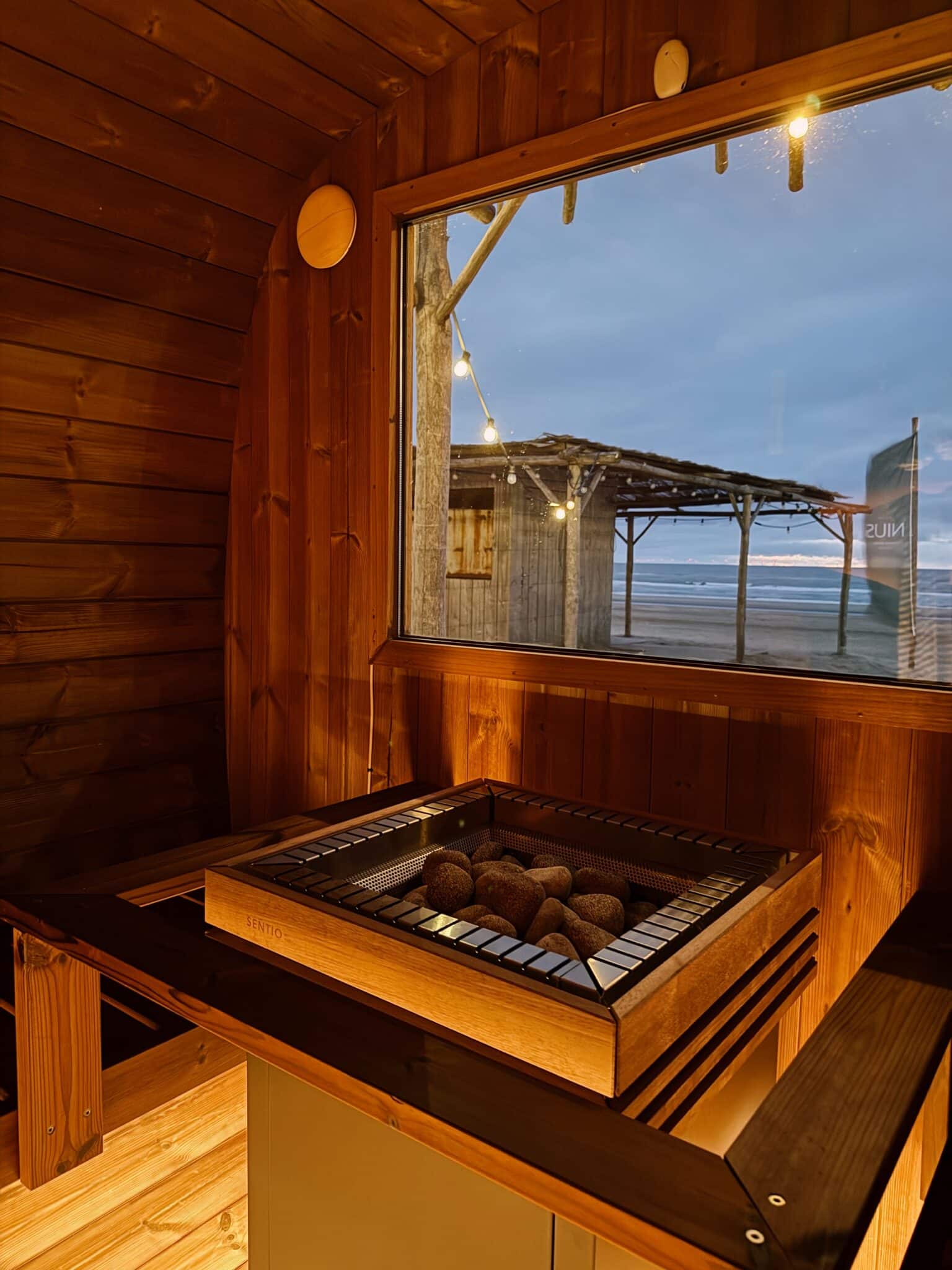 The Barrel, Billies Sauna op het strand van Zandvoort